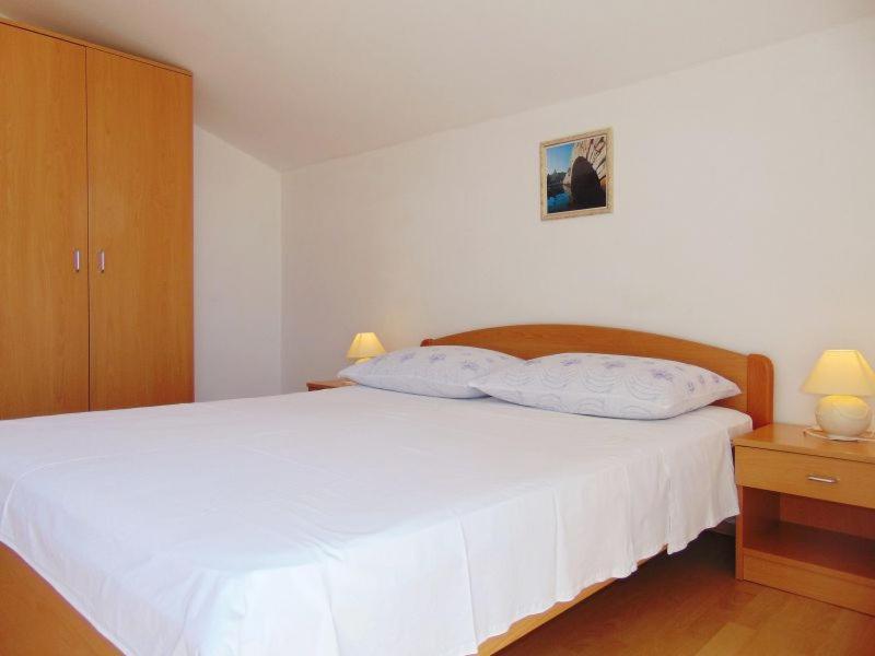 Apartment Mirjana Водице Екстер'єр фото